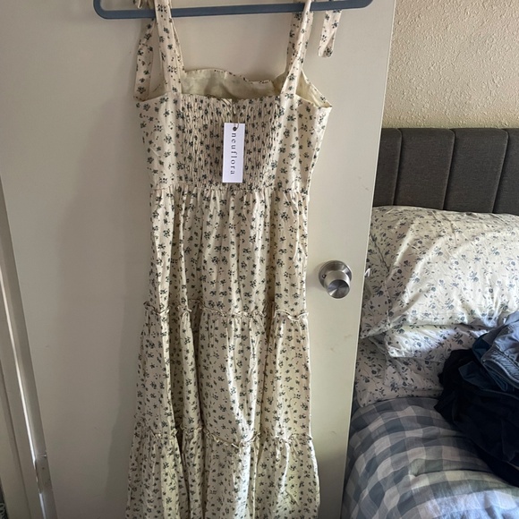 Neuflora Henrietta Dress - Picture 7 of 7